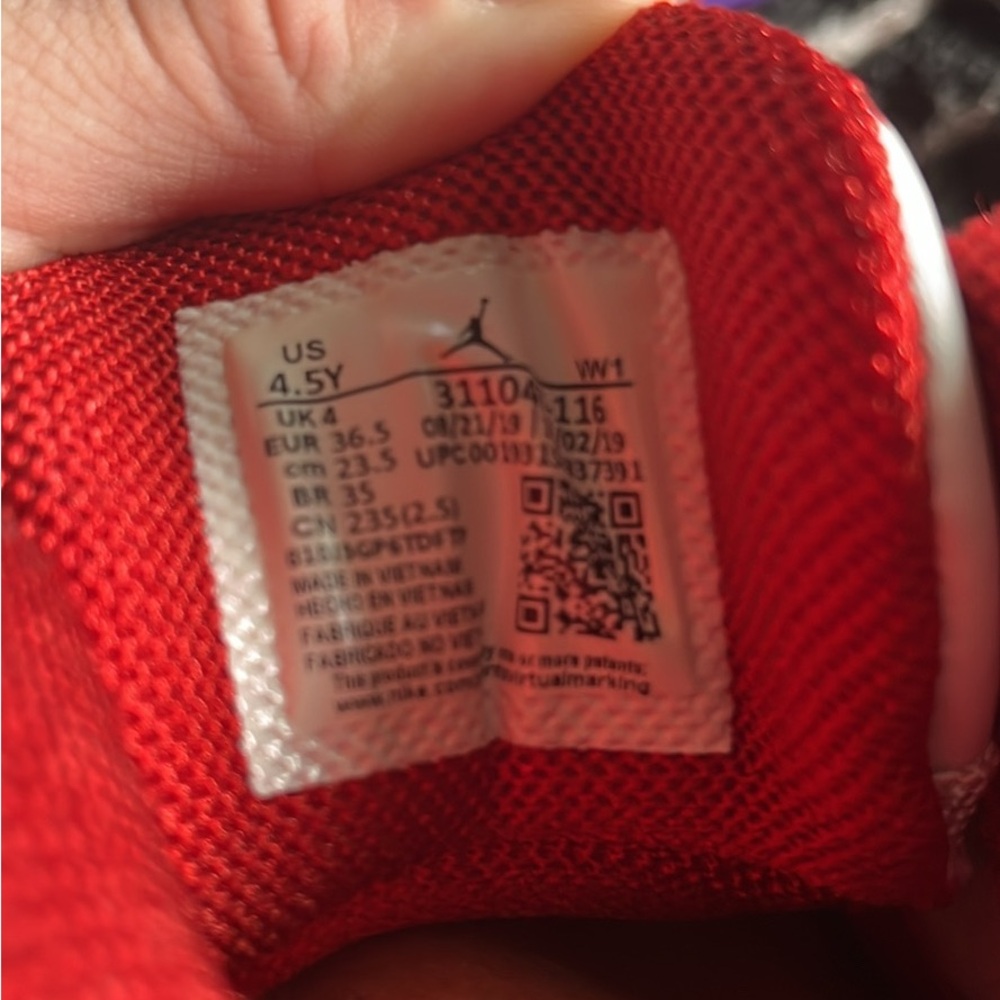 Dub Zero Jordan View 5